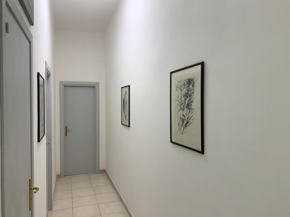 Apartment City Center Eighty-Five Bari Extérieur photo