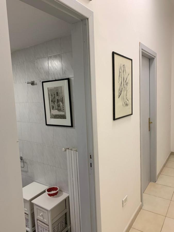 Apartment City Center Eighty-Five Bari Extérieur photo