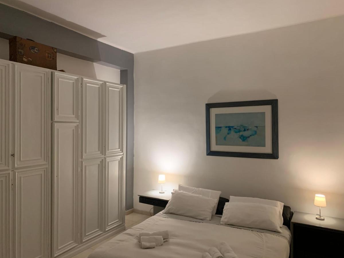Apartment City Center Eighty-Five Bari Extérieur photo