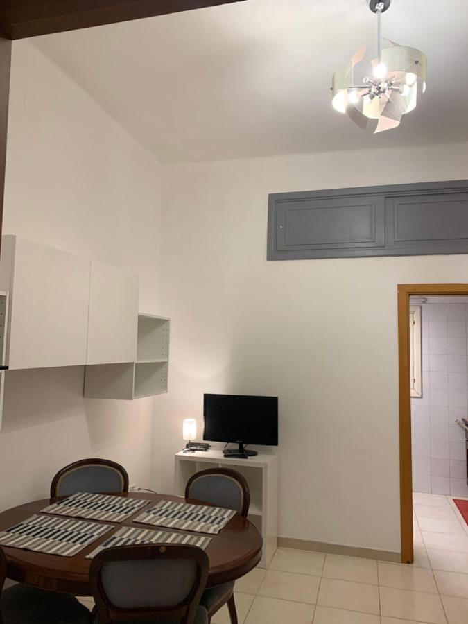 Apartment City Center Eighty-Five Bari Extérieur photo
