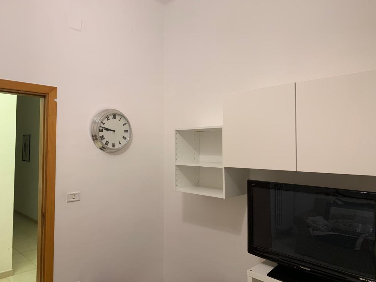 Apartment City Center Eighty-Five Bari Extérieur photo
